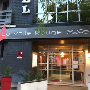 La Voile Rouge 3*, Rosporden Frankrijk