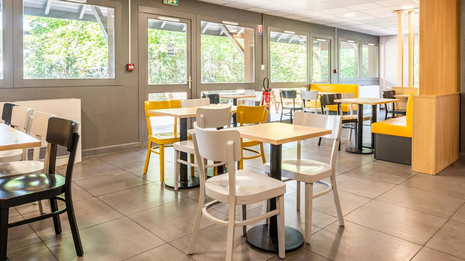 B&B Hotel Chambery La Cassine