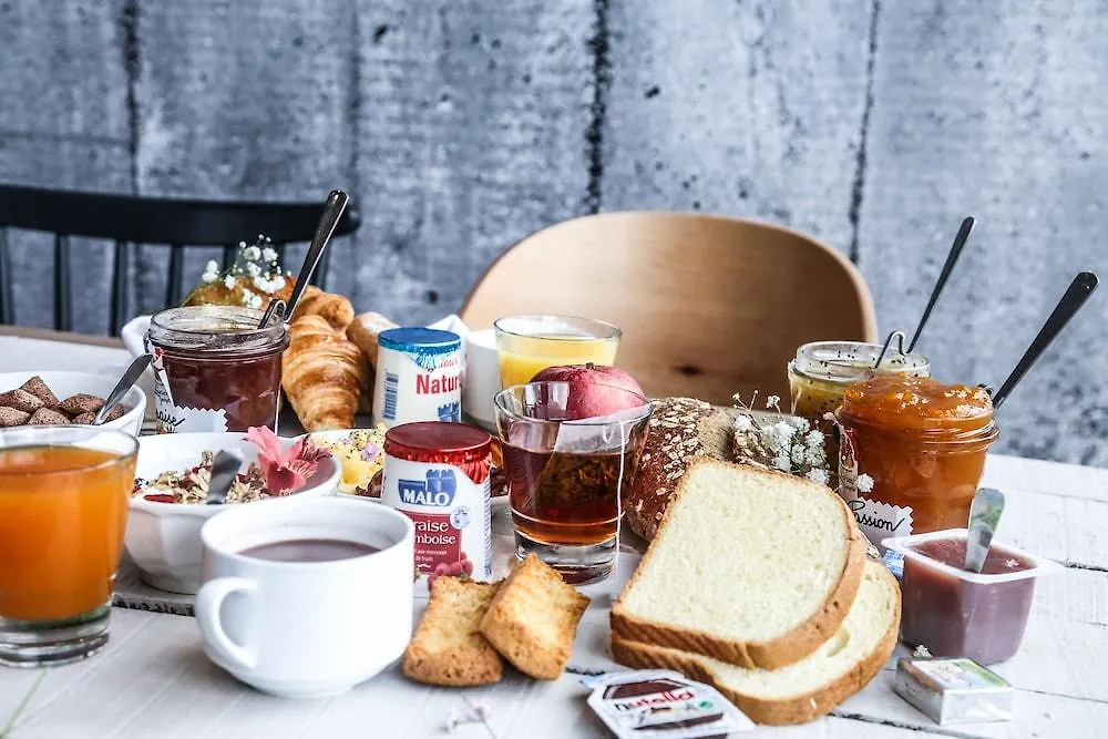 B&B Hotel Chambery La Cassine 2*,  France