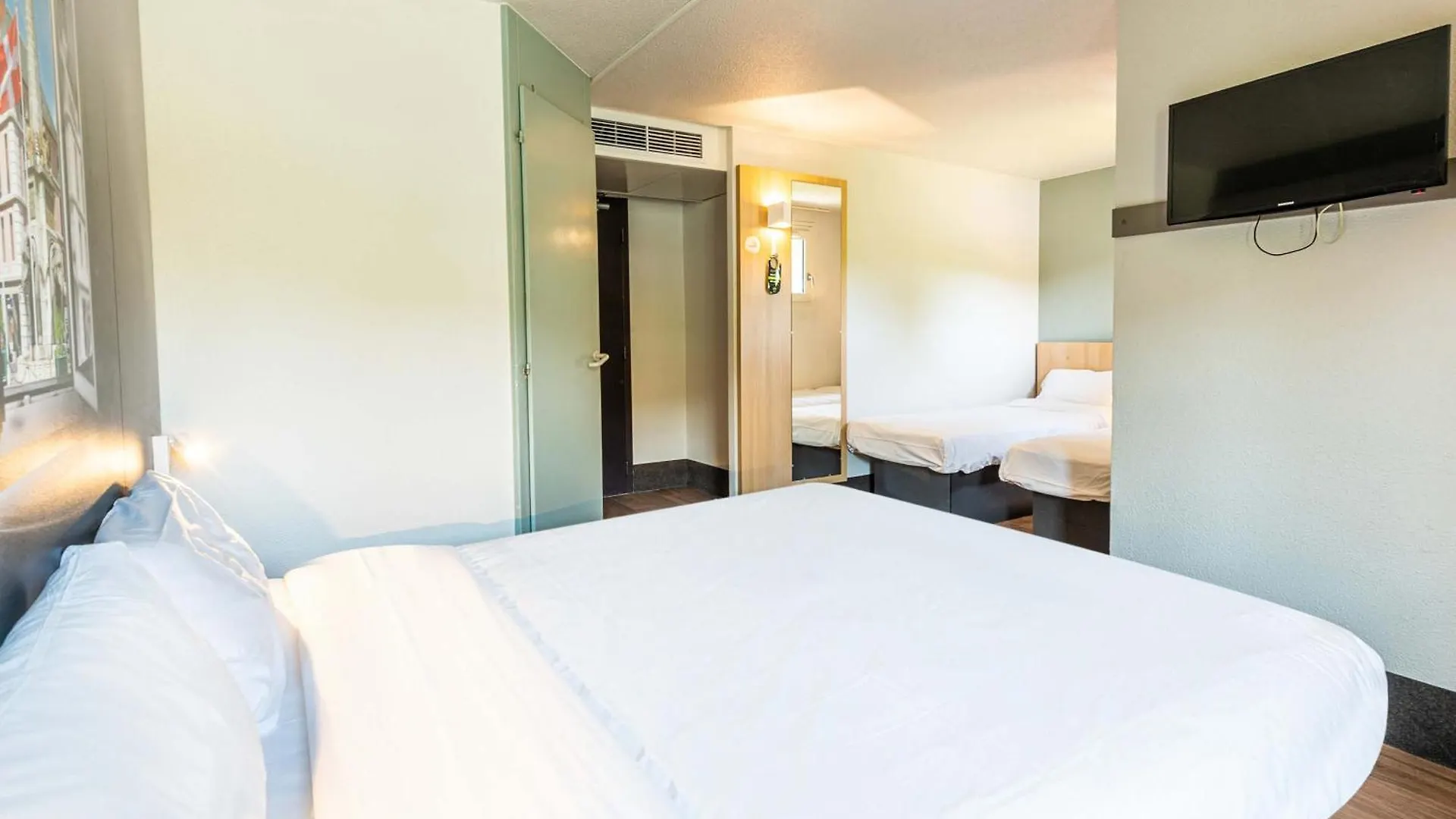 B&B Hotel Chambery La Cassine France